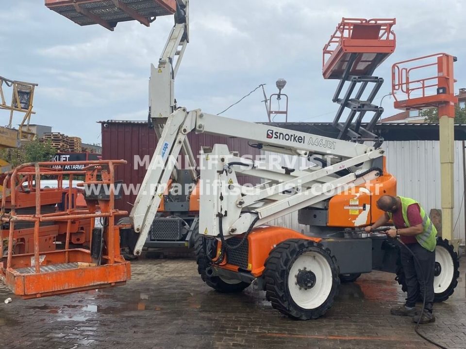 eklemli manlift
